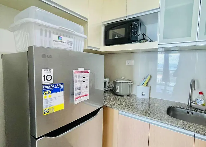 Mactan Newtown Cozy With Wifi And Pool Access That Enjoy Apartment